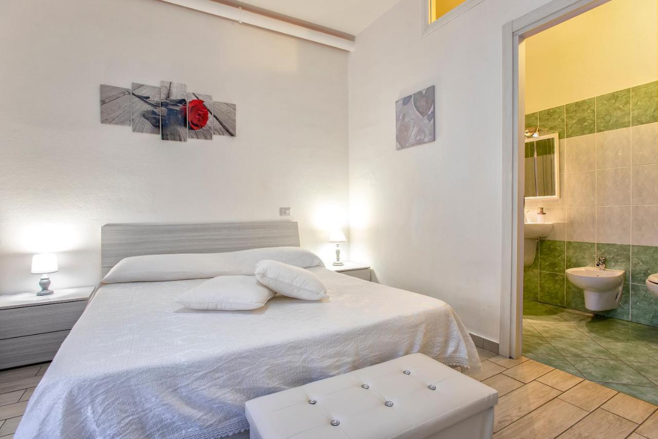 אלגהרו Jadianas Guest House מראה חיצוני תמונה